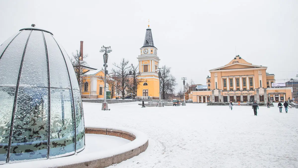 First-snow-of-the-year-in-Tampere-by-Laura-Vanzo