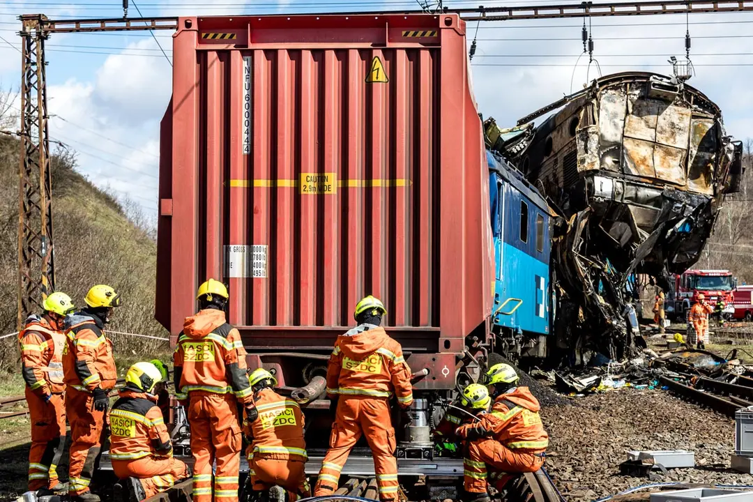 06 April 2021, Czech Republic, Svitec: A general view of the damaged wagons of two freight trains that collided two days earlier and claimed the life of one of the drivers. Photo: H&aacute;jek Vojt&igrave;ch/CTK/dpa