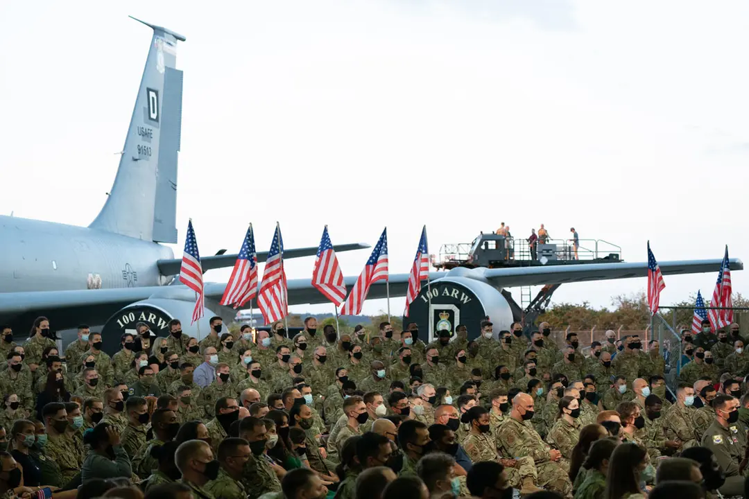 Soldiers troops US

09 June 2021, United Kingdom, Mildenhall: United States Air Force personnel listen to US President Joe Biden address at RAF Mildenhall in Suffolk, ahead of the G7 summit in Cornwall. Photo: Joe Giddens/PA Wire/dpa.