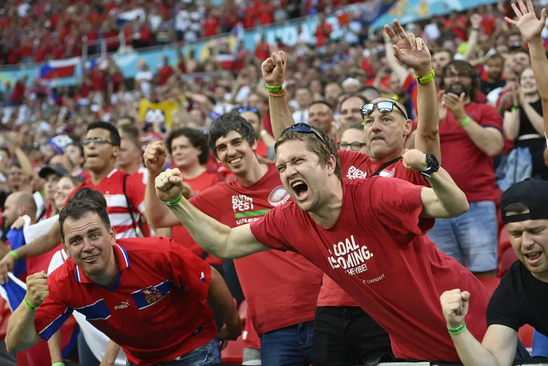 27 June 2021, Hungary, Budapest: Czech Republic fans cheer in the stands during the UEFA EURO 2020 round of 16 soccer match between Netherlands and Czech Republic at the Puskas Arena. Photo: Deml Ondøej/CTK/dpa