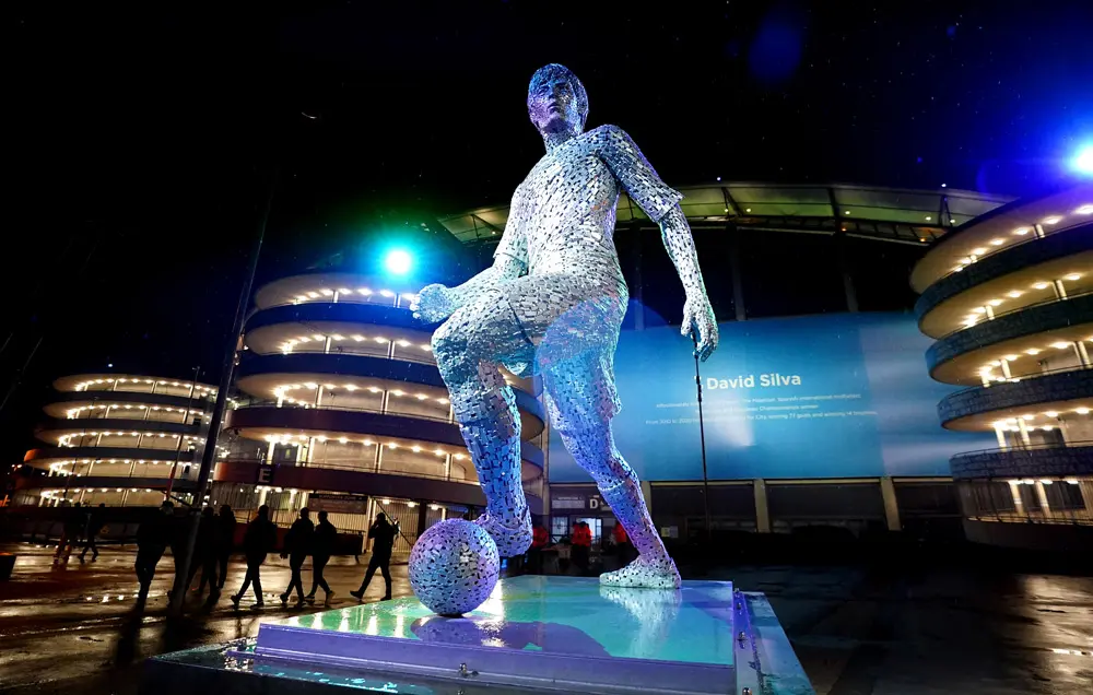 03 November 2021, United Kingdom, Manchester: A general view of the David Silva statue in-front of the Etihad Stadium before the start of the UEFA Champions League Group A soccer match between Manchester City FC and Club Brugge KV. Photo: Zac Goodwin/PA Wire/dpa.