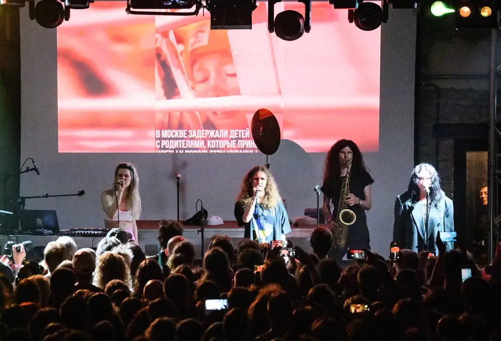 12 May 2022, Berlin: (L-R) Members of the Russian musical group Pussy Riot Diana Burkot, Maria Alyokhina, Anton Ponomarev and Olga Borisova perform during their concert at Funkhaus Berlin. Photo: Bernd von Jutrczenka/dpa.