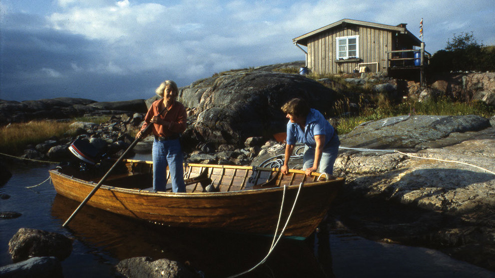 Tove Jansson Tuulikki_Pietila boat by Moomin characters