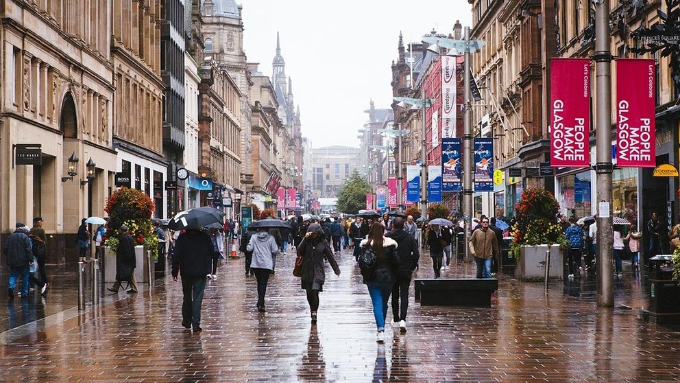 Glasgow-people-crowd