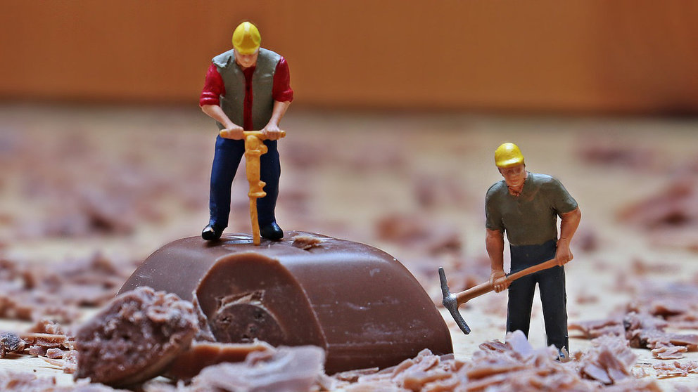 Chocolate-factory-work-mining-worker