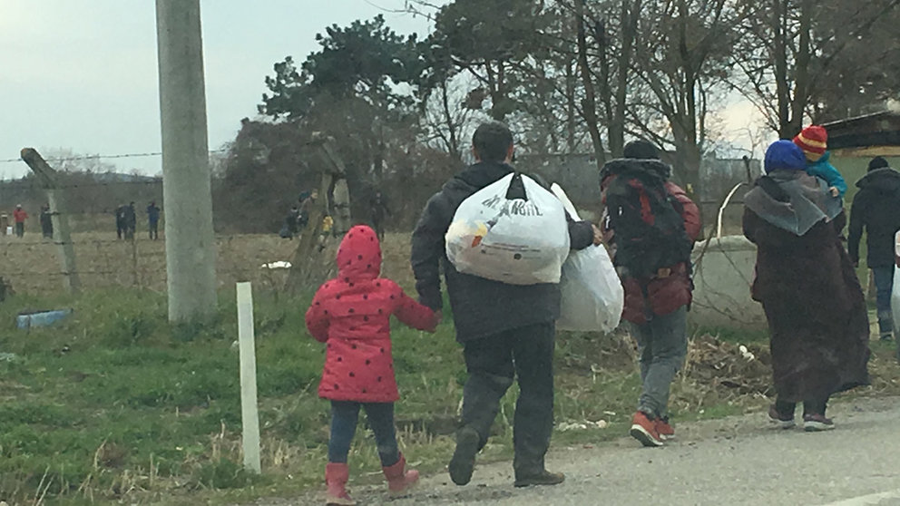 Asylum-Seekers-Refugees-border-Syria-Turkey-by-Tülin-Çetinkol