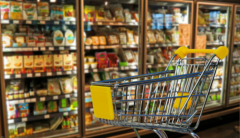 Shopping cart in a supermarket. Photo: Pixabay.