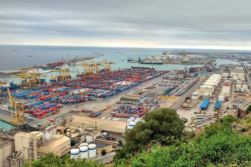 A general view of the Port of Barcelona. Photo: Pixabay.
