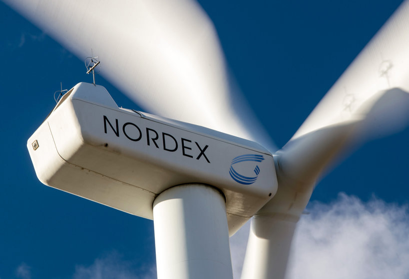 FILED - 20 March 2018, Brandenburg, Karstaedt: Wind turbines of the company Nordex rotate in a wind farm near Karstaedt. German wind turbine maker Nordex said on Tuesday that it has received an order for 380 MW wind turbines from Finnish utility company Fortum, in Nordex's first order from Fortnum. Photo: Jens Büttner/dpa-Zentralbild/dpa.