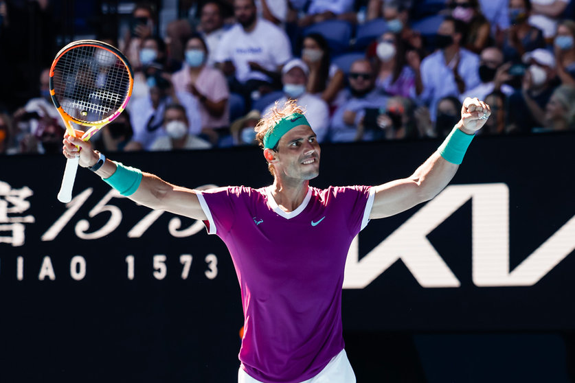 19 January 2022, Australia, Melbourne: Spanish tennis player Rafael Nadal celebrates after winning his Second Round Men’s Singles tennis match against Germany's Yannick Hanfmann on Day 3 of the 2022 Australian Open at Melbourne Park. Photo: Frank Molter/dpa.