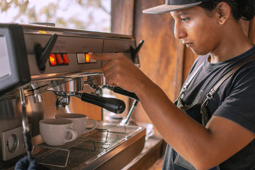 Coffee machine coffee shop cafeteria bar. Photo: Pixabay.
