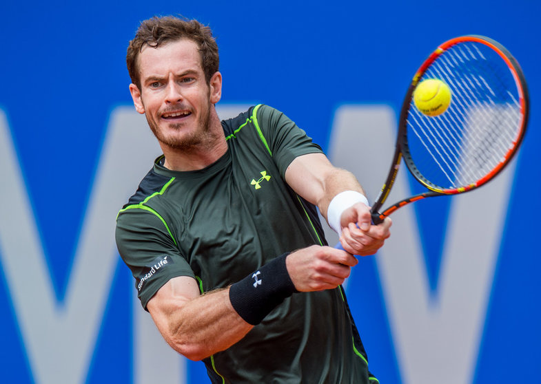FILED - 03 May 2015, Bavaria, Munich: British tennis player Andy Murray in action against German Philipp Kohlschreiber during their men's singles match at the ATP-Tennis Tournament in Munich. Photo: Marc Müller/dpa.