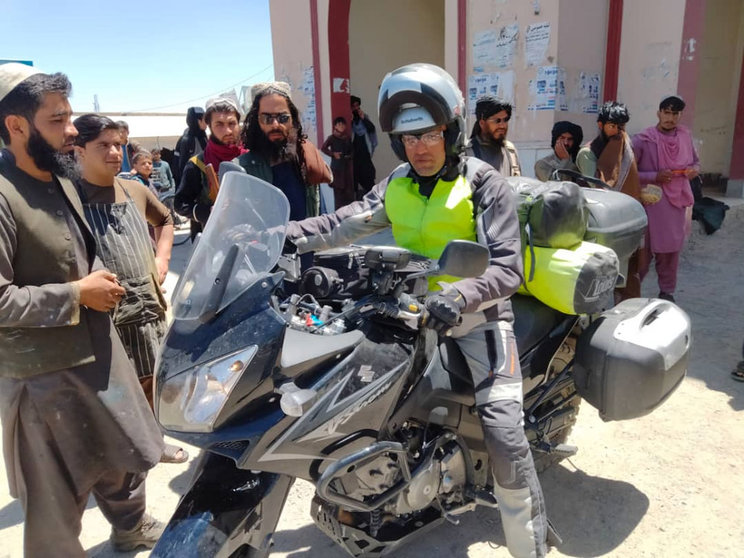 'Zazai', an Afghan citizen who is also a German citizen, travelled from Germany to Afghanistan by motorcycle and arrived in Ghazni on Saturday. Photo: Twitter/@sw989fm