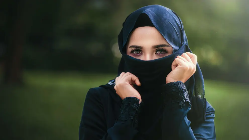 Woman arab face