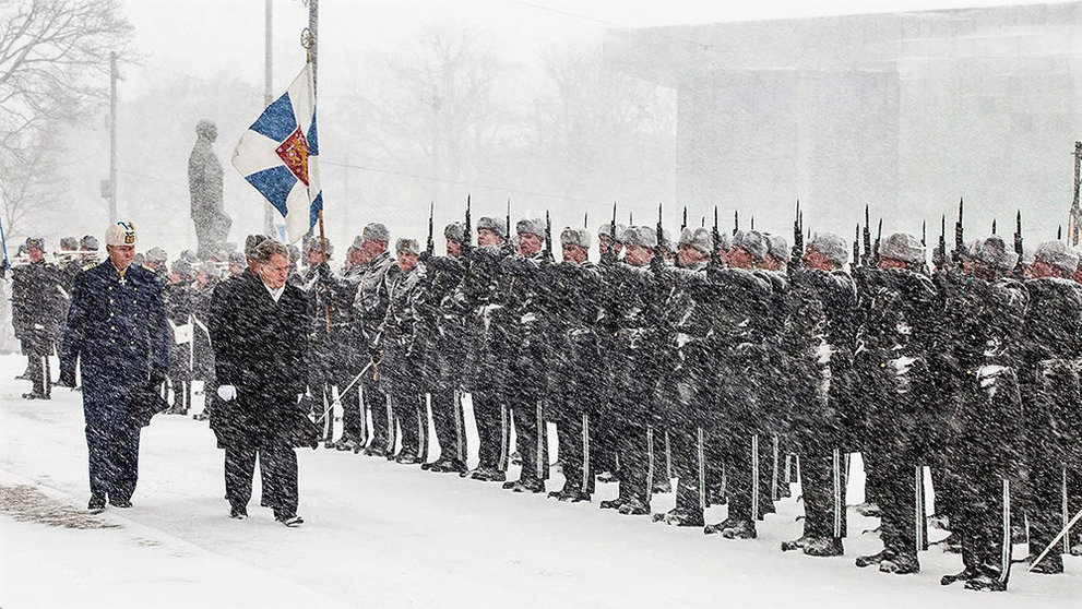 Niinisto president review troops Parliament by Hanne Salonen and Eduskunta2