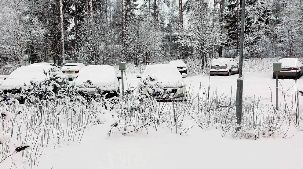 Cars snow winter 3 by foreigner.fi