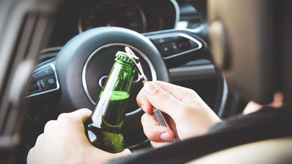 alcohol-car-drive-beer