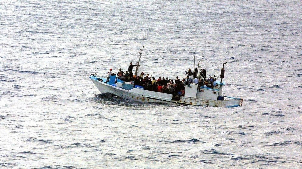Boat-sea-refugees-asylum-seekers