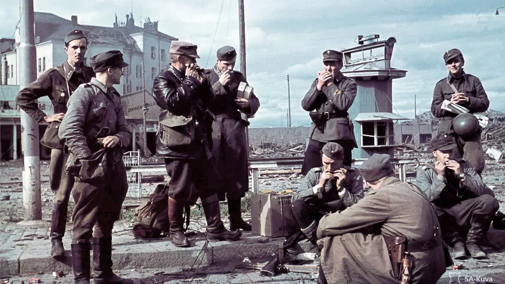 Finnish-soldiers-viipuri-karelia-1941-by-SA-kuva