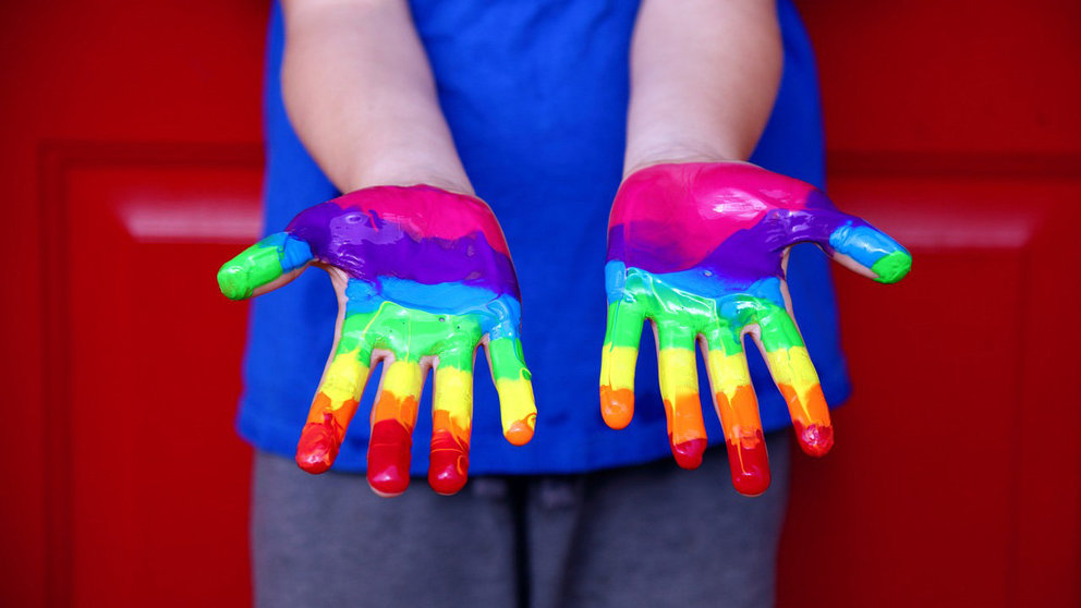 Hands-human-rights-rainbow lgbt