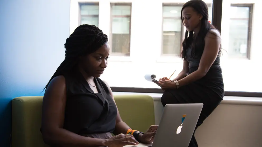 African-black-woman-work