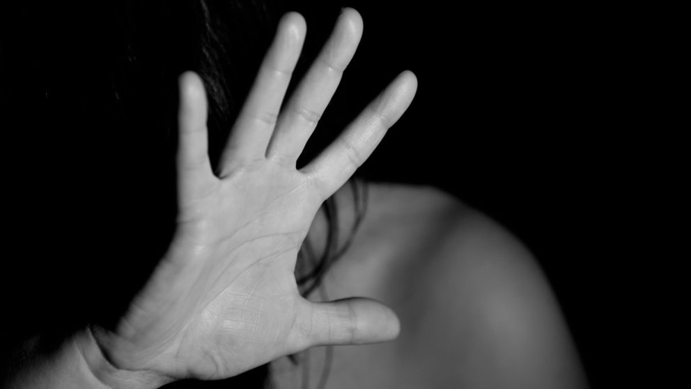 Woman-violence-abuse-hand