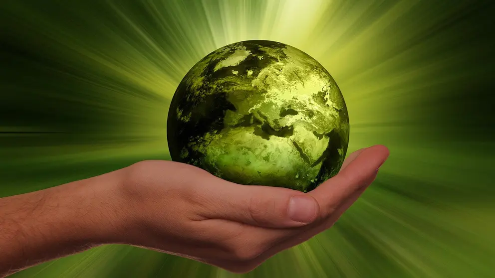 Earth-green-sustainability-circular-economy