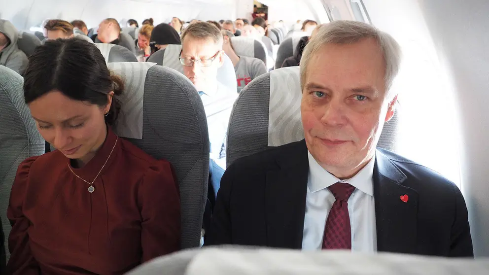 Rinne-Prime-Minister-plane-Brussels Anne Sjoholm -valtioneuvoston kanslia