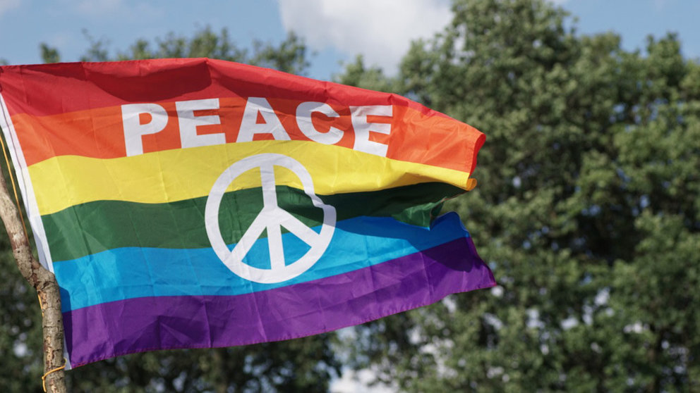 Peace-rainbow-flag