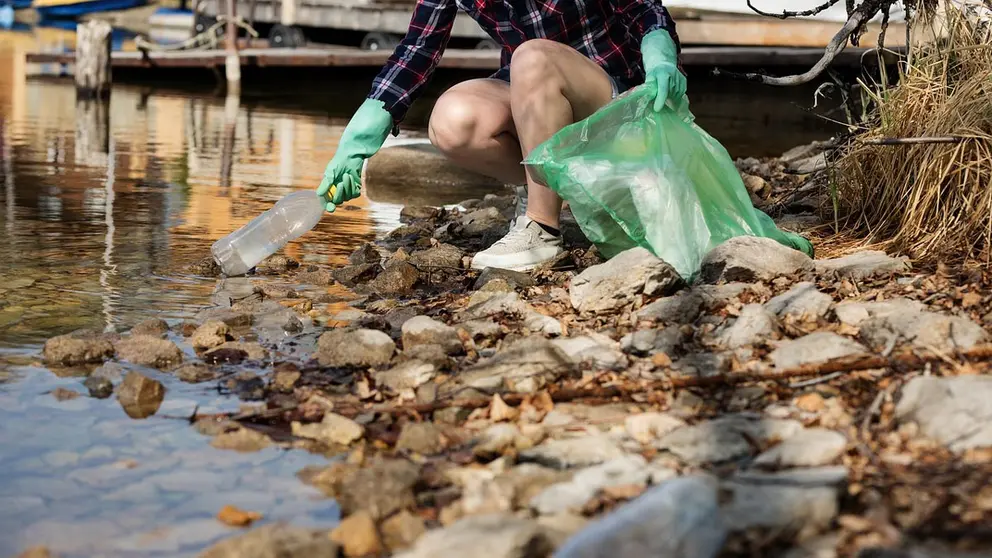 Plastic-packaging-bottle-collection-bag-garbage