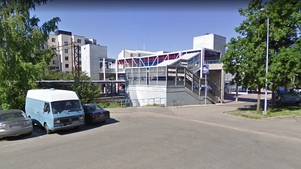 Kannelmäki-station-by-Google-Street-View