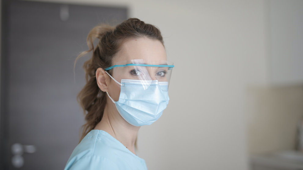 Nurse-woman-health-worker-doctor-by-Andrea-Piacquadio