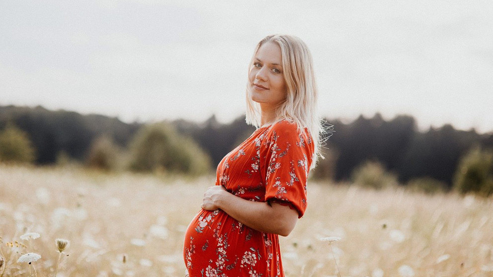 Woman-pregnant-pregnancy