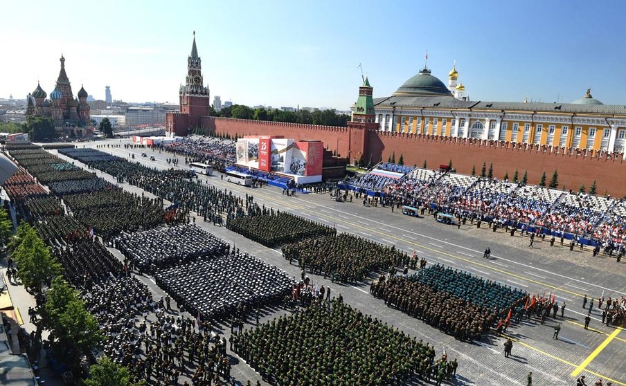 A general view of the military parade in the Red Square to mark the 75th anniversary of the victory in the Great Patriotic War of 1941-1945 between the Soviet Union and Nazi Germany. Photo: -/Kremlin/dpa
