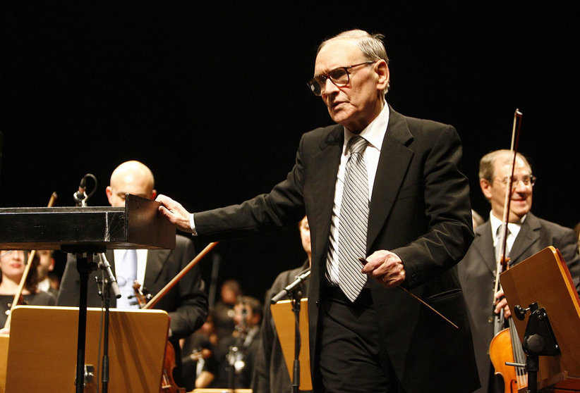 Italian film composer Ennio Morricone conducts during a concert in the Vienna Stadthalle. Morricone has died in Rome at the age of 91. Photo: Herbert P. Oczeret/APA/dpa