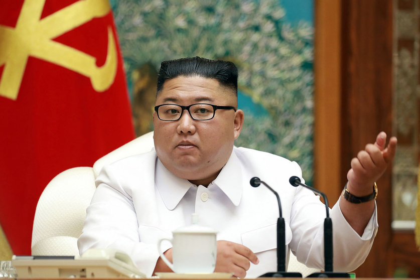 North Korea, Pyongyang: A picture provided by the North Korean state news agency (KCNA) on 26 July 2020, shows North Korean Leader Kim Jong-un attending an emergency meeting of the Central Military Commission of the Workers&#39; Party of Korea (WPK) Photo: -/KCNA/dpa