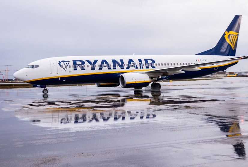 FILED - 01 February 2020, Hessen, Frankfurt_Main: An aircraft of the Irish budget airline Ryanair stands on the runway of the Frankfurt Airport. Ryanair on Monday said it plans to cut 20 per cent of regular flights in September and October after several European nations reimposed Covid-19 quarantine rules for arrivals. Photo: Andreas Arnold/dpa.