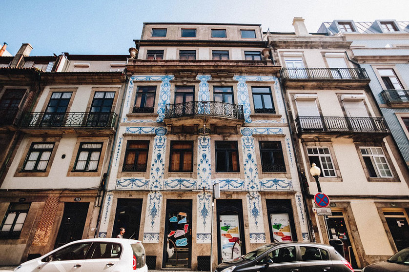 Porto-Portugal by Pixabay.