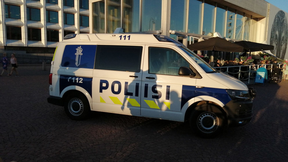 File photo of a Police van in Helsinki. Photo: Foreigner.fi.