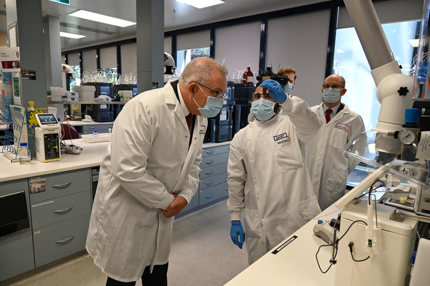 19 August 2020, Australia, Sydney: Australian Prime Minister Scott Morrison tours the Astra Zeneca laboratories in Macquarie Park. The Australian government has signed a deal with AstraZeneca for the supply of a COVID-19 vaccine. Photo: Nick Moir/dpa.