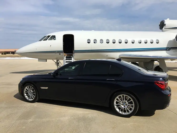 Luxury-plane-car-private-jet