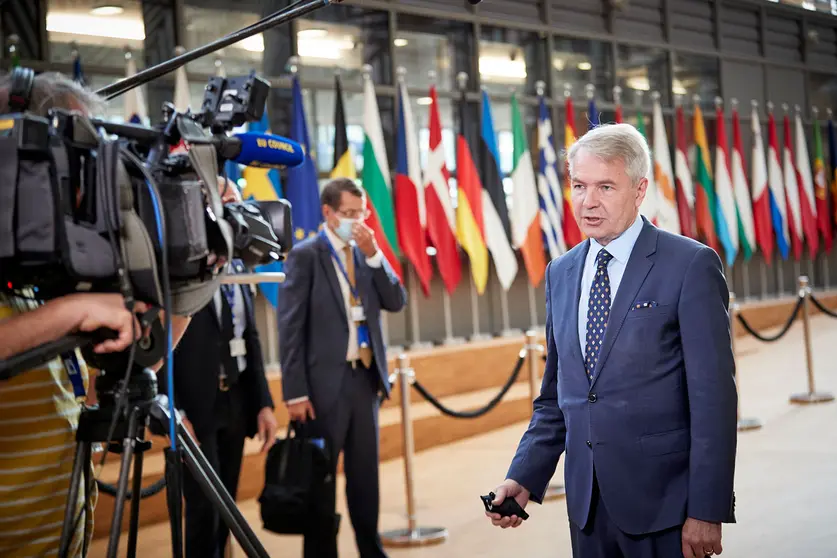 HANDOUT - 21 September 2020, Belgium, Brussels: Finnish Foreign Affairs Minister Pekka Haavisto speaks to media ahead of the EU Foreign Affairs Council meeting. Photo: Mario Salerno/European Council/dpa.