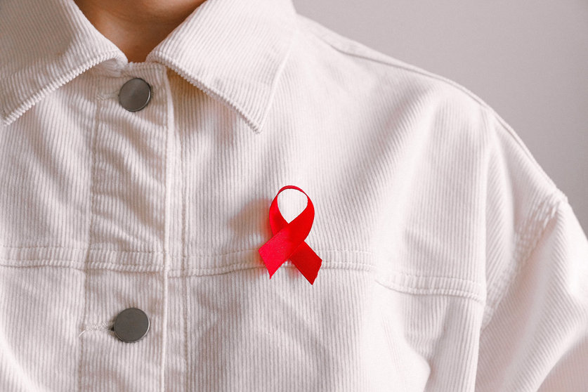 Red-tie-hiv-aids