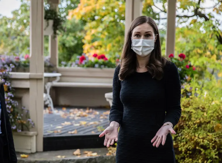 PM Sanna Marin wearing a face mask. Photo: Laura Kotila/Vnk.