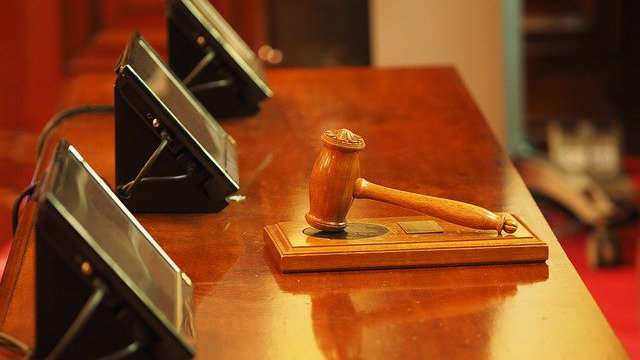 auction-judge-justice