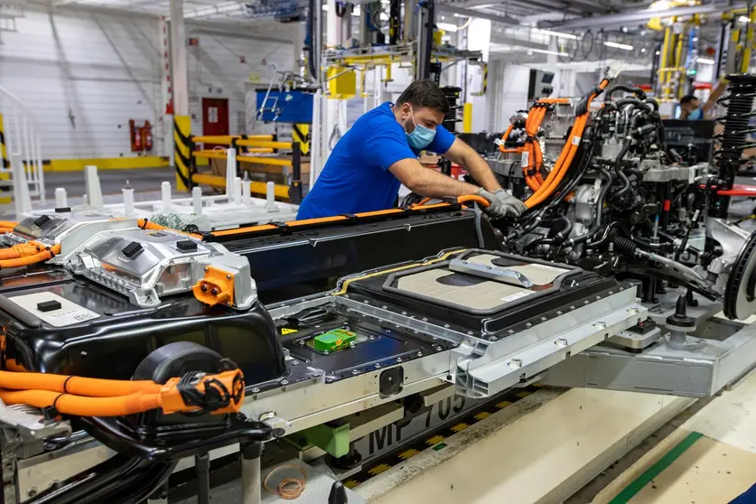 01 October 2020, Belgium, Gent: An employee works on the first Volvo full-electric car at the Volvo Car plant of the electric vehicles. Photo: Kurt Desplenter/dpa.