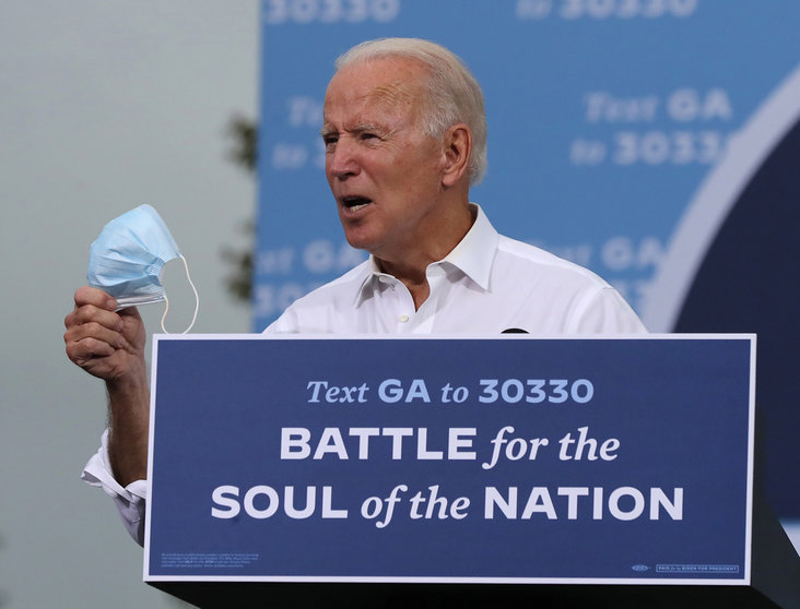 27 October 2020, US, Atlanta: Former Vice President and Democratic Presidential candidate Joe Biden speaks during a drive-in rally at Cellairis Amphitheatre at Lakewood. Photo: Curtis Compton/dpa.