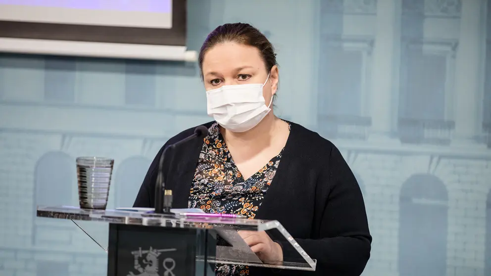 The Minister of Social Affairs and Health, Krista Kiuru, at a press conference. Photo: Laura Kotila/Vnk.