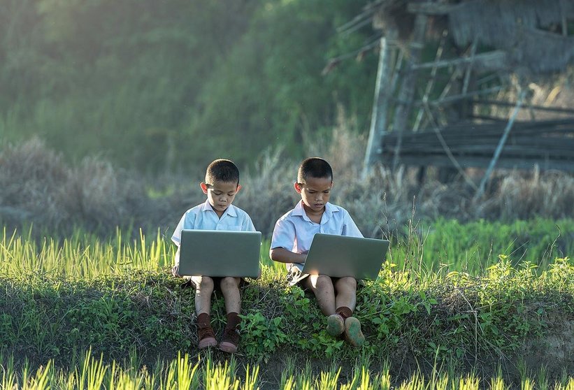 Children-online-study-laptop-computer