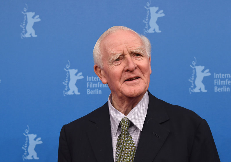 FILED - 18 February 2016, Berlin: British author John le Carre attends the 66th Berlin International Film Festival. The British writer is dead. David Cornwell, better known by his pen name John le Carre has died at the age of 89, his agent confirmed on Sunday night. Photo: Jens Kalaene/dpa-Zentralbild/dpa.